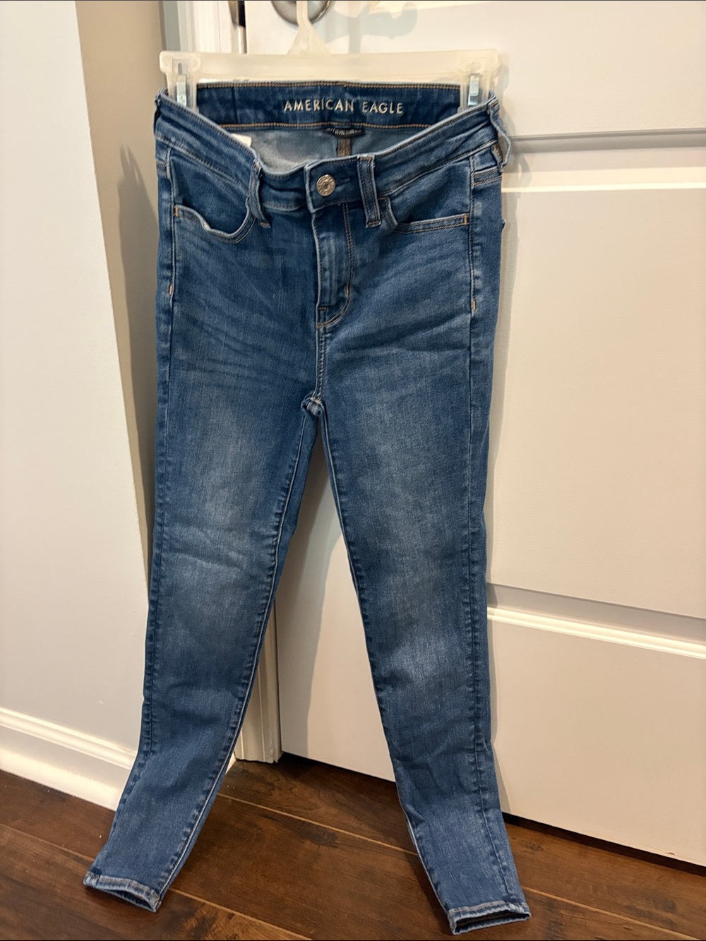 American Eagle Outfitters Medium Blue High-Rise Skinny Jeans